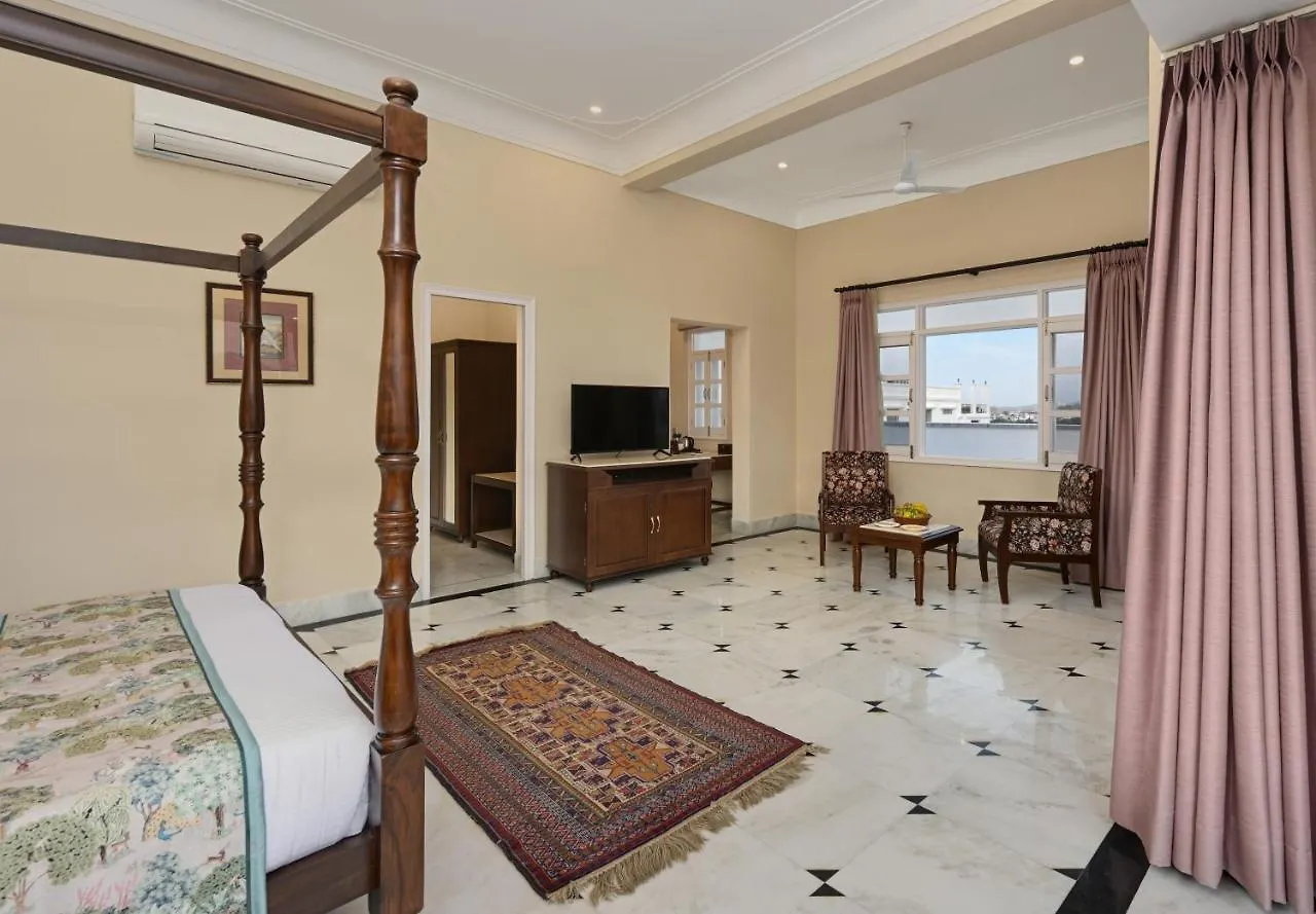 Hotel Boheda Manor - Luxury Retreat Udaipur