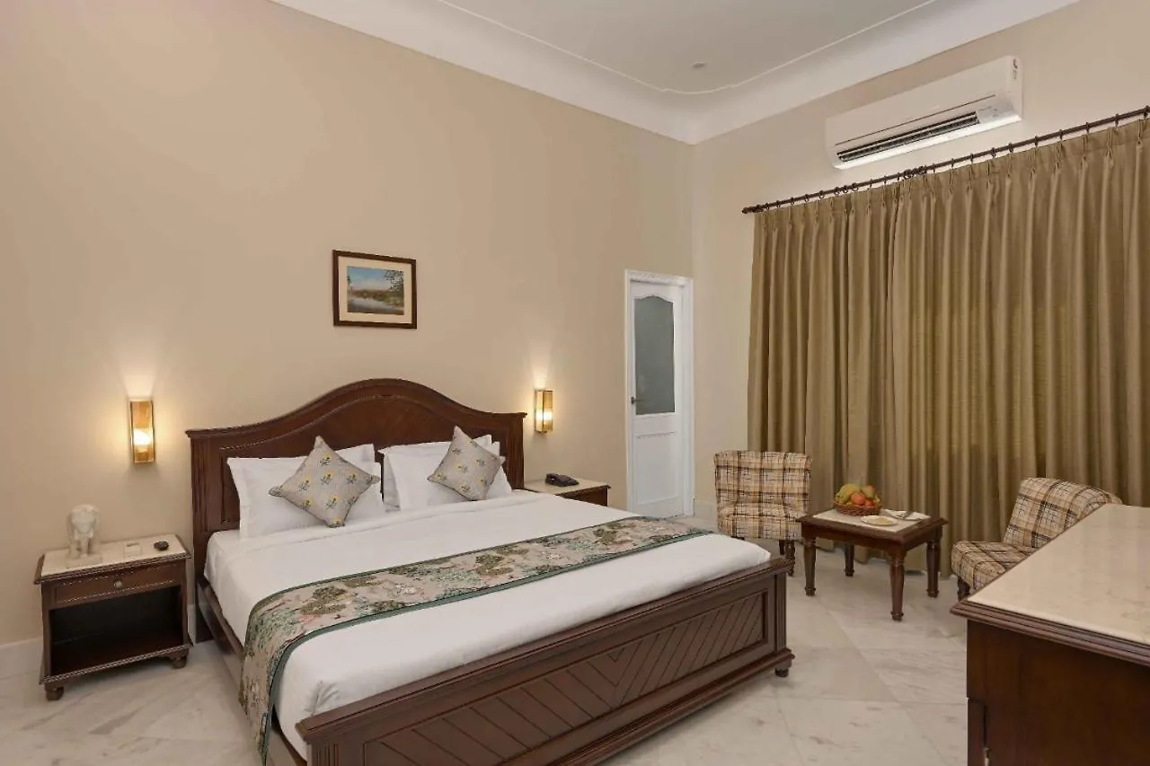Hotel Boheda Manor - Luxury Retreat Udaipur 4*,